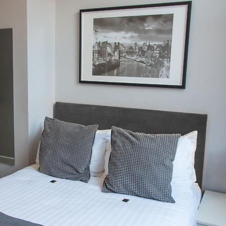 Dream Apartments City Center Newcastle エクステリア 写真