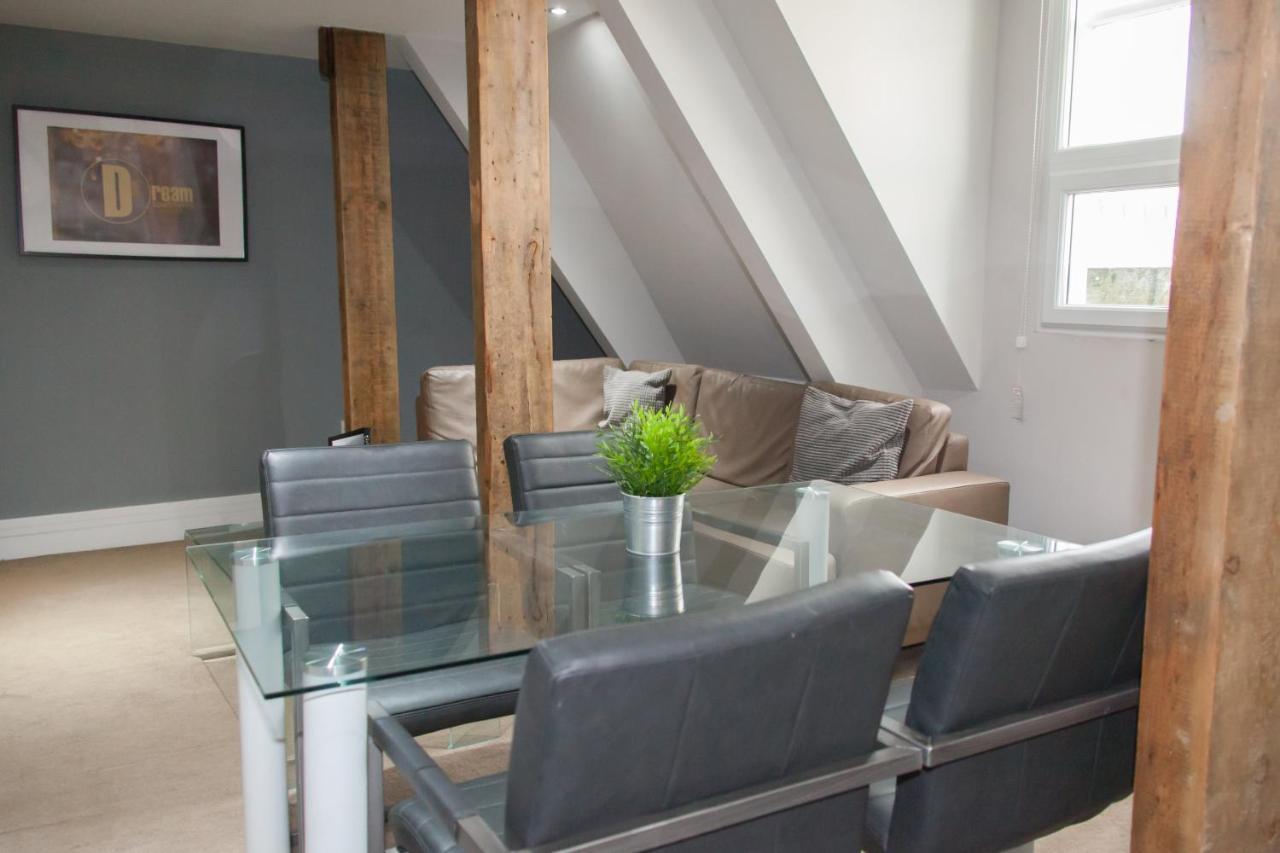 Dream Apartments City Center Newcastle エクステリア 写真