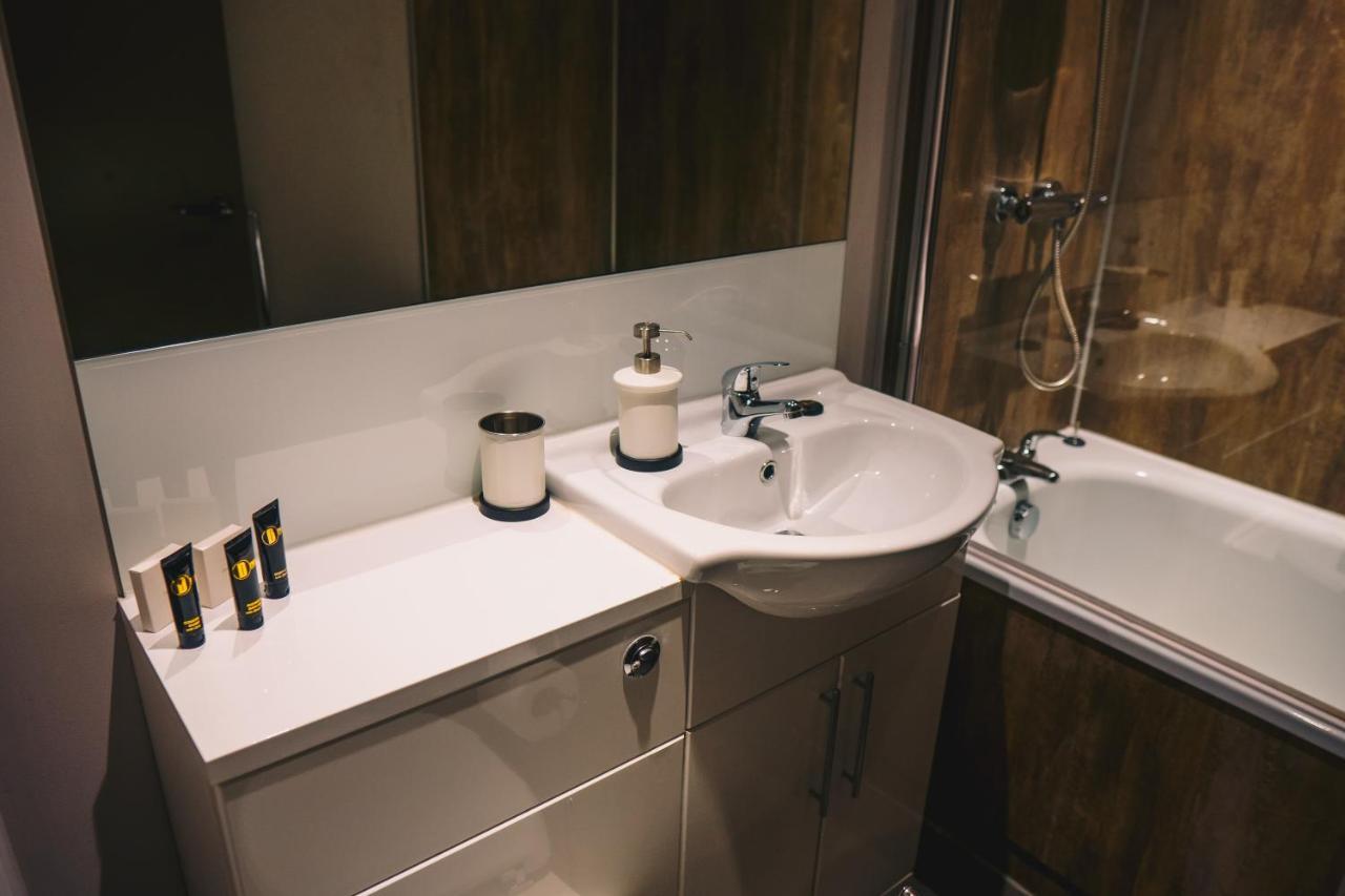Dream Apartments City Center Newcastle エクステリア 写真